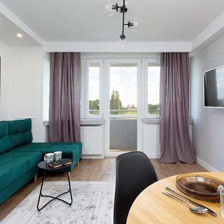 Metro Marymont Apartment By Noclegi Renters وارسو المظهر الخارجي الصورة