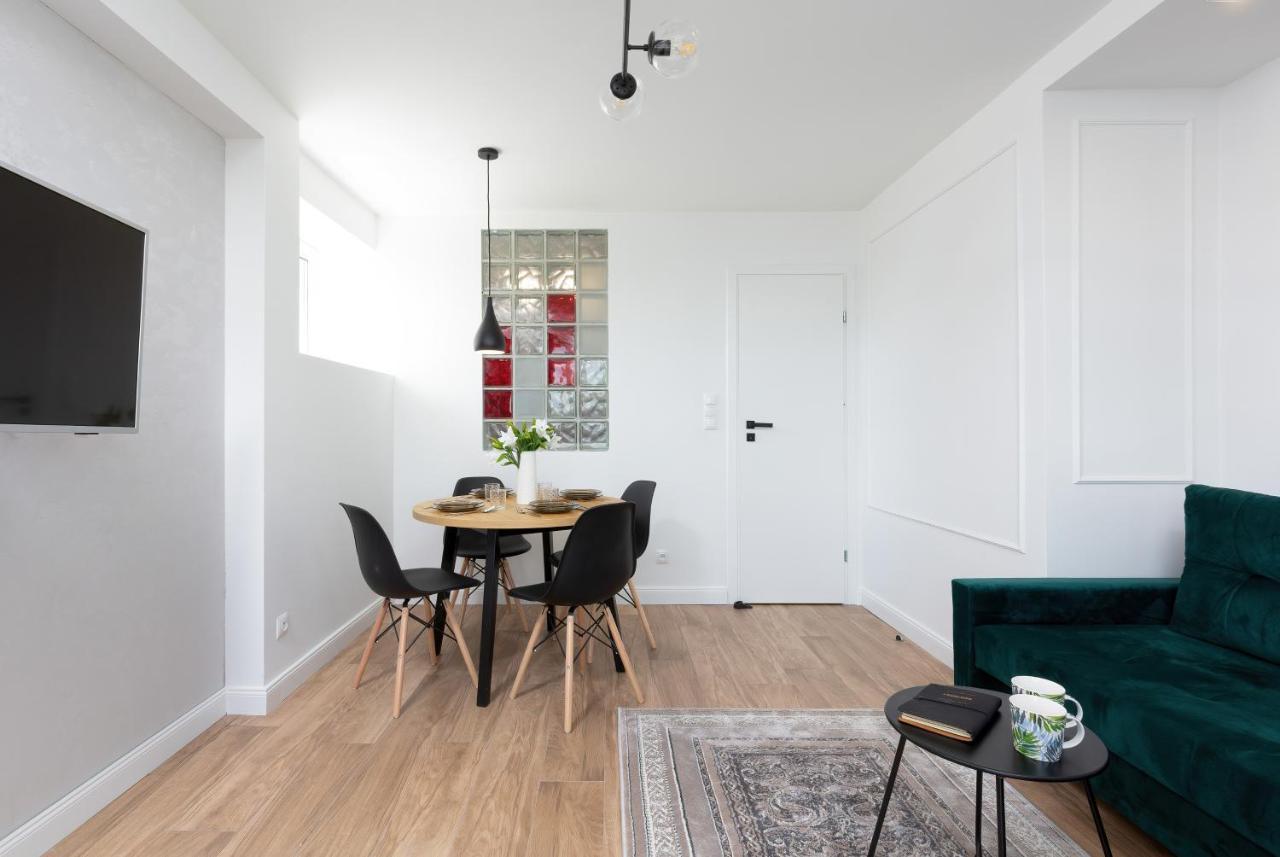 Metro Marymont Apartment By Noclegi Renters وارسو المظهر الخارجي الصورة