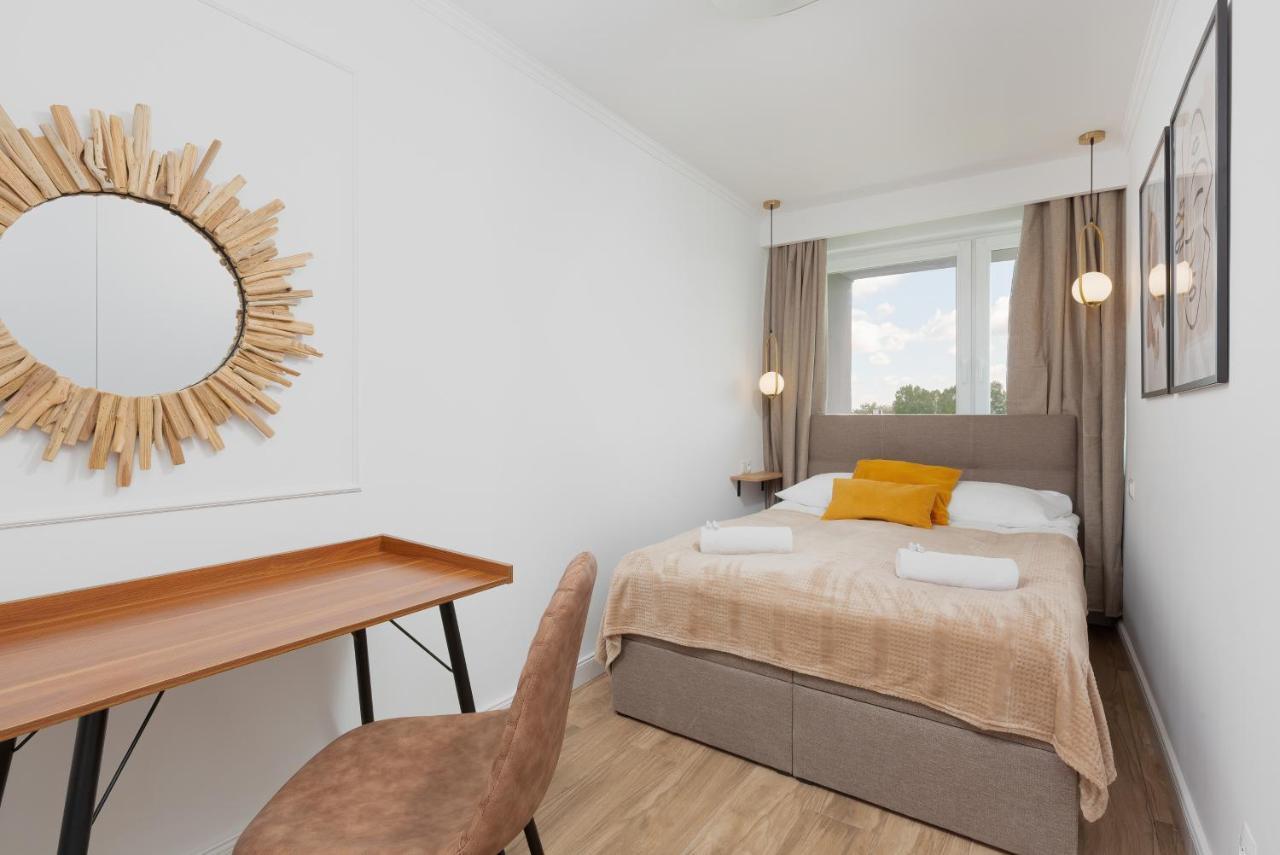 Metro Marymont Apartment By Noclegi Renters وارسو المظهر الخارجي الصورة